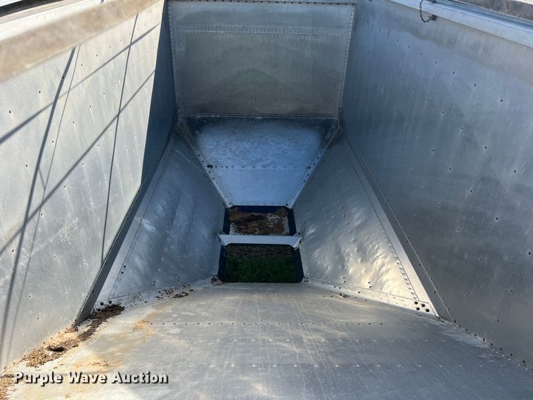 image for item DS2450 2007 Timpte Supper Hopper  grain trailer