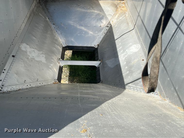 image for item DS2450 2007 Timpte Supper Hopper  grain trailer