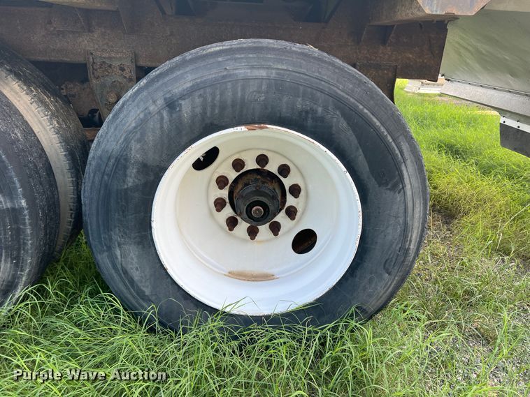 image for item DS2450 2007 Timpte Supper Hopper  grain trailer