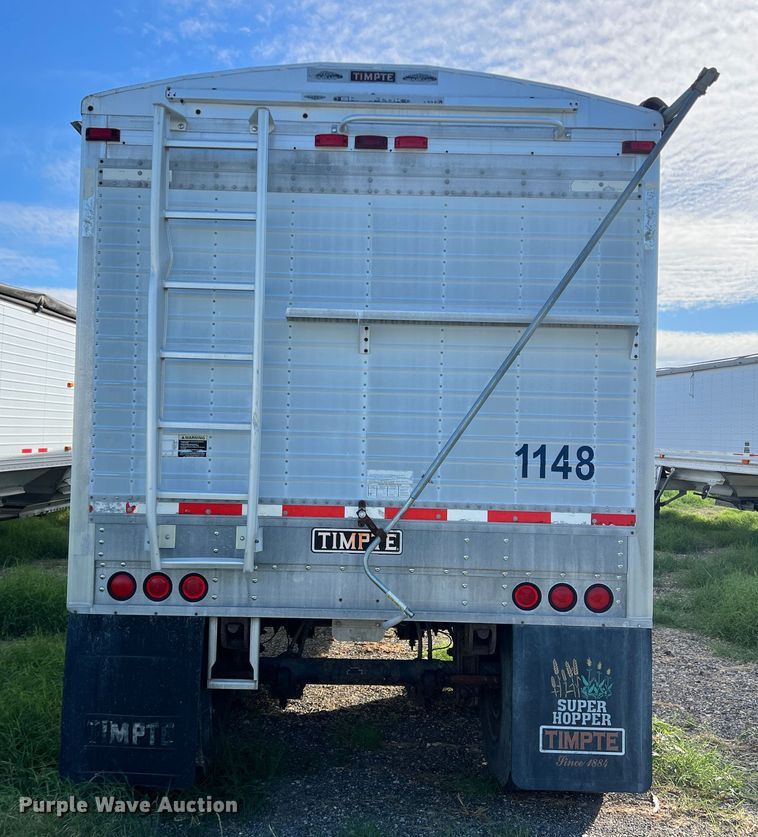 image for item DS2451 2001 Timpte Super Hopper  grain trailer