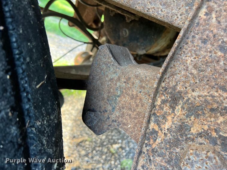 image for item DS2451 2001 Timpte Super Hopper  grain trailer