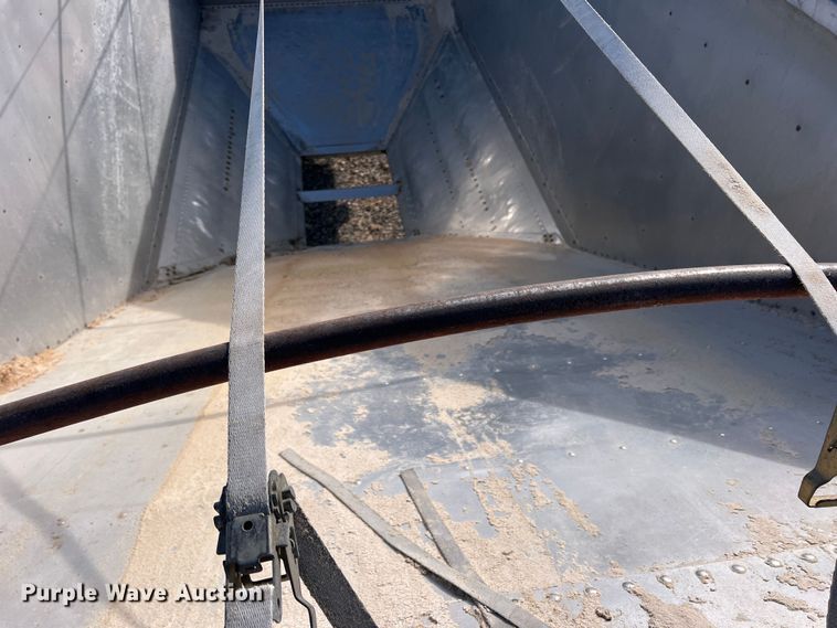 image for item DS2451 2001 Timpte Super Hopper  grain trailer