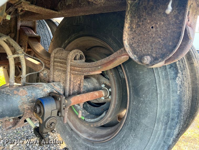 image for item DS2451 2001 Timpte Super Hopper  grain trailer