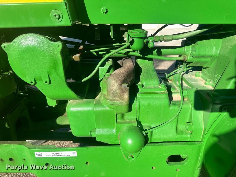image for item IU9034 1958 John Deere 720  tractor