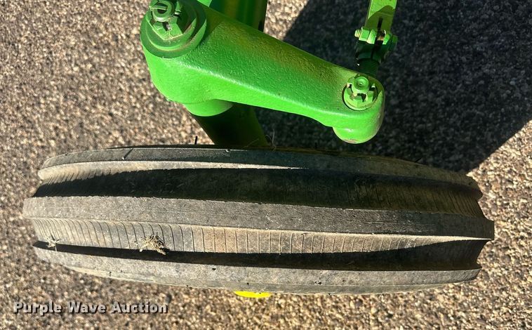 image for item IU9034 1958 John Deere 720  tractor