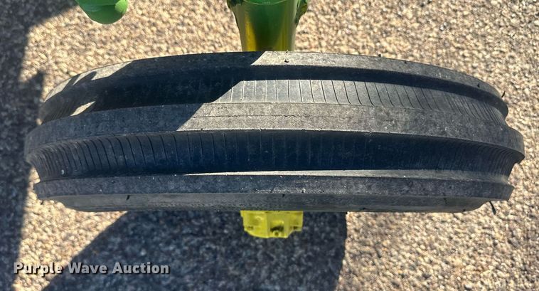 image for item IU9034 1958 John Deere 720  tractor