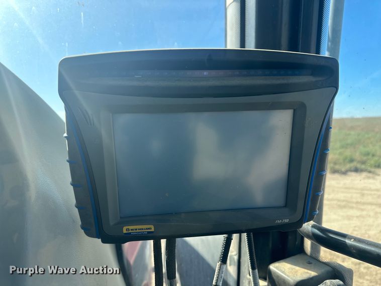 image for item IU9039 Versatile 280  MFWD tractor