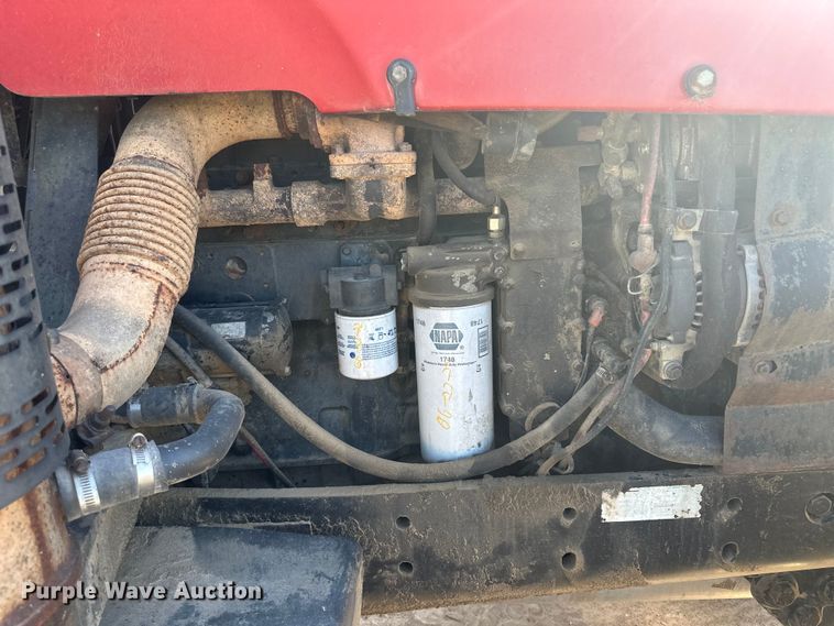 image for item IU9039 Versatile 280  MFWD tractor