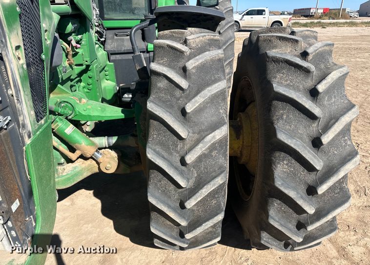 image for item IU9040 2008 John Deere 8430  MFWD tractor