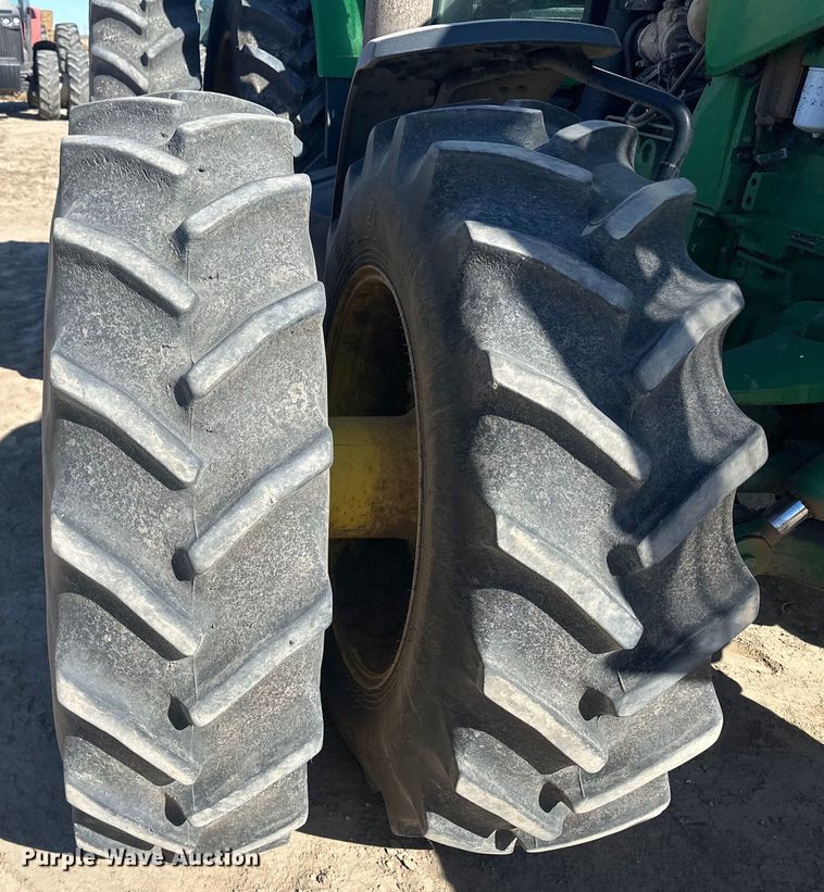 image for item IU9040 2008 John Deere 8430  MFWD tractor