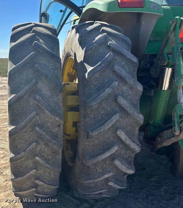 image for item IU9040 2008 John Deere 8430  MFWD tractor