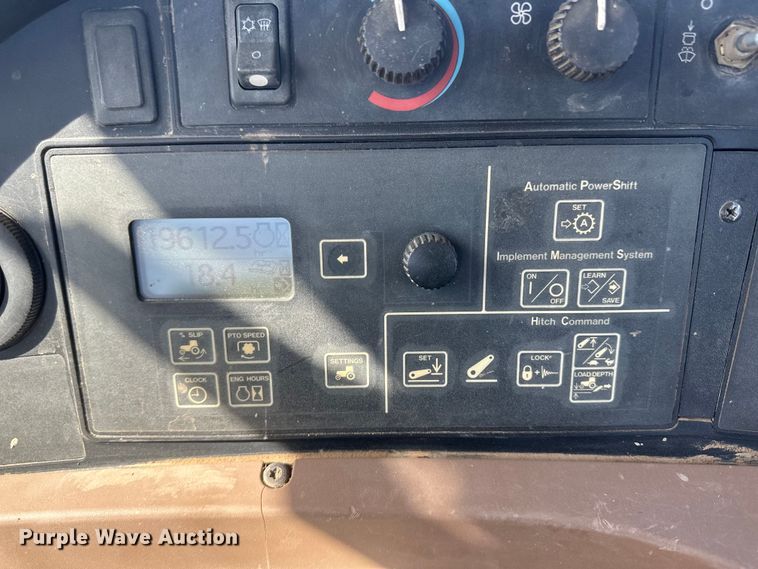 image for item IU9041 2006 John Deere 8430  MFWD tractor