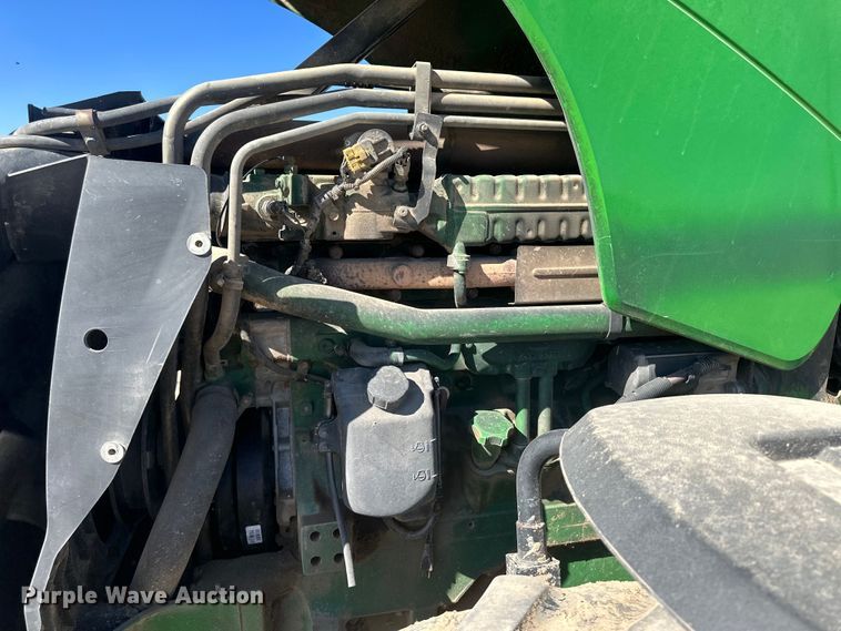 image for item IU9041 2006 John Deere 8430  MFWD tractor