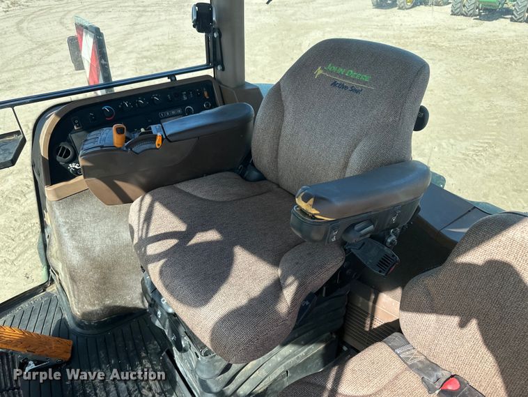 image for item IU9042 2008 John Deere 8430  MFWD tractor