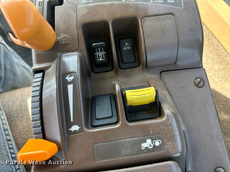 image for item IU9042 2008 John Deere 8430  MFWD tractor