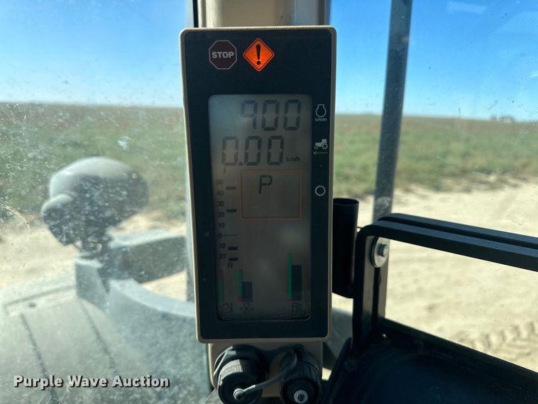 image for item IU9042 2008 John Deere 8430  MFWD tractor