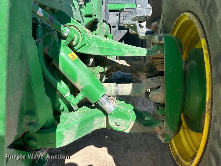 image for item IU9042 2008 John Deere 8430  MFWD tractor