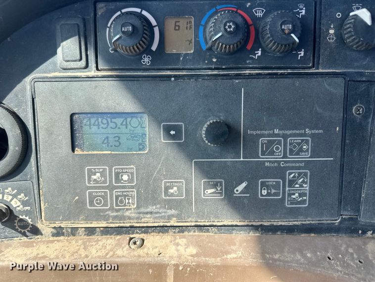 image for item IU9043 2008 John Deere 8330  MFWD tractor