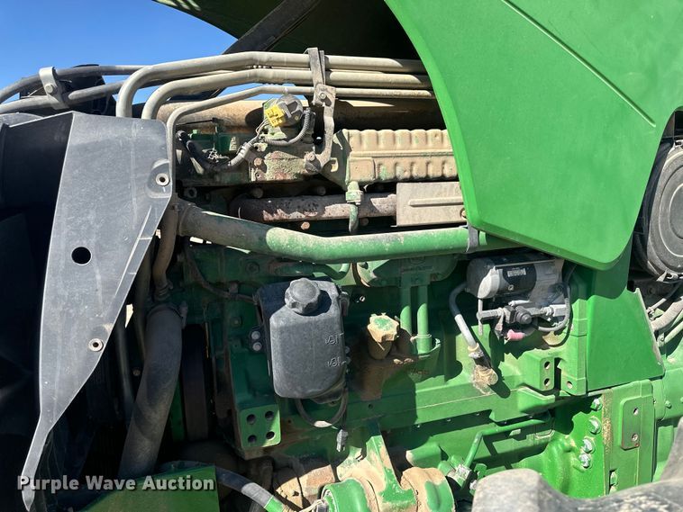 image for item IU9043 2008 John Deere 8330  MFWD tractor