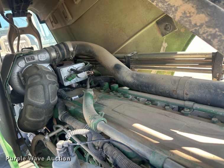 image for item IU9043 2008 John Deere 8330  MFWD tractor