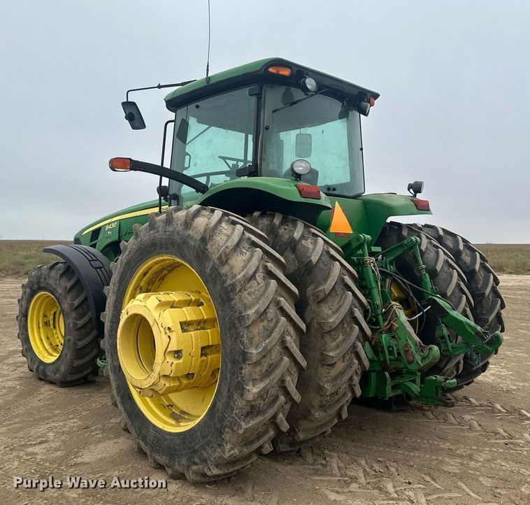 image for item IU9044 2007 John Deere 8430  MFWD tractor