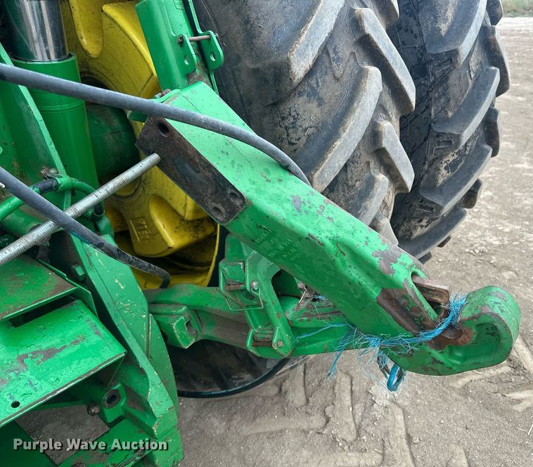 image for item IU9044 2007 John Deere 8430  MFWD tractor
