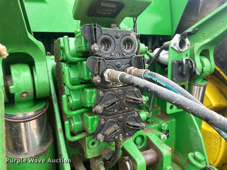 image for item IU9044 2007 John Deere 8430  MFWD tractor