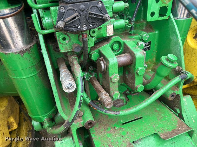 image for item IU9044 2007 John Deere 8430  MFWD tractor