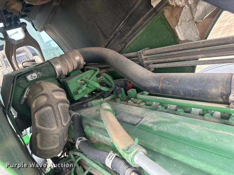 image for item IU9044 2007 John Deere 8430  MFWD tractor