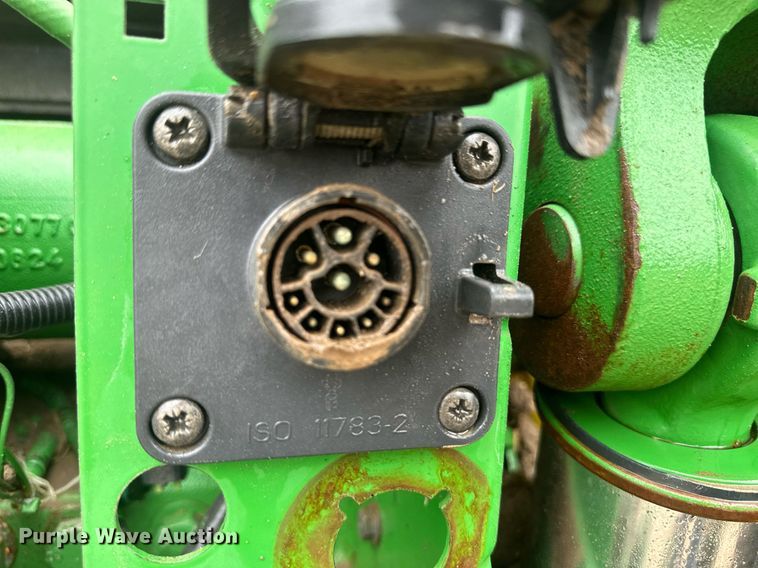 image for item IU9044 2007 John Deere 8430  MFWD tractor