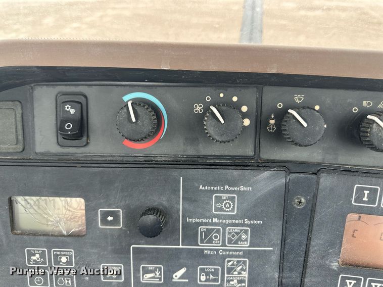 image for item IU9044 2007 John Deere 8430  MFWD tractor