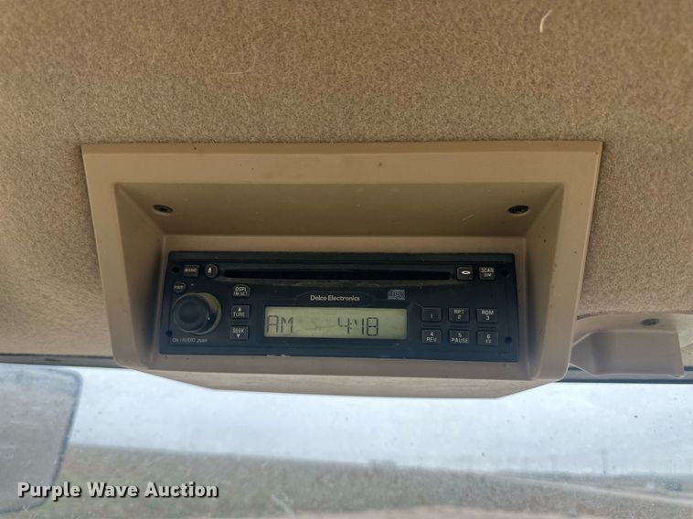 image for item IU9044 2007 John Deere 8430  MFWD tractor