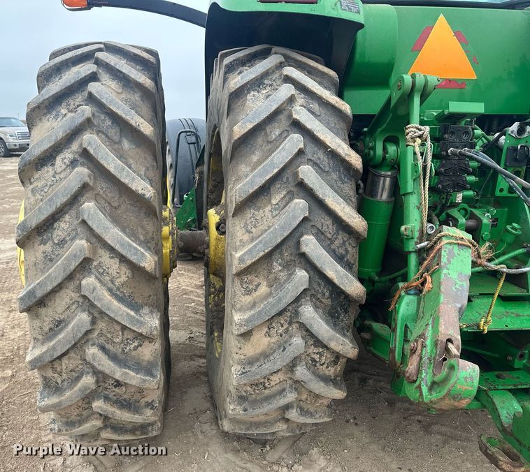 image for item IU9044 2007 John Deere 8430  MFWD tractor
