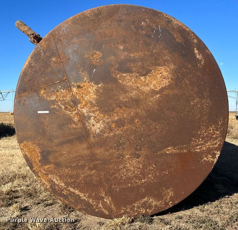 image for item IU9073 (2) fuel tanks