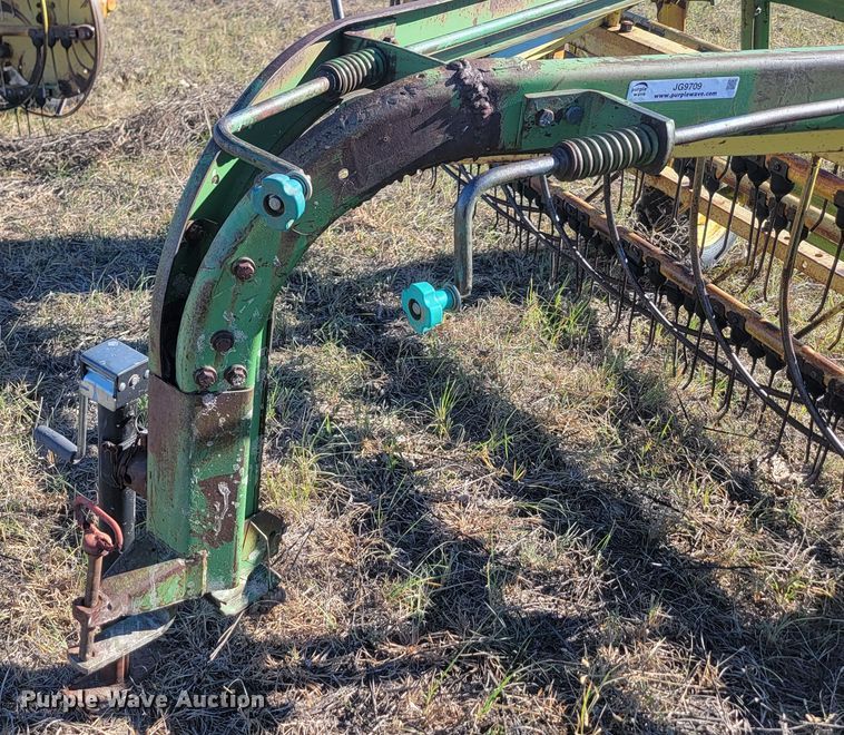 image for item JG9709 (2) John Deere hay rakes