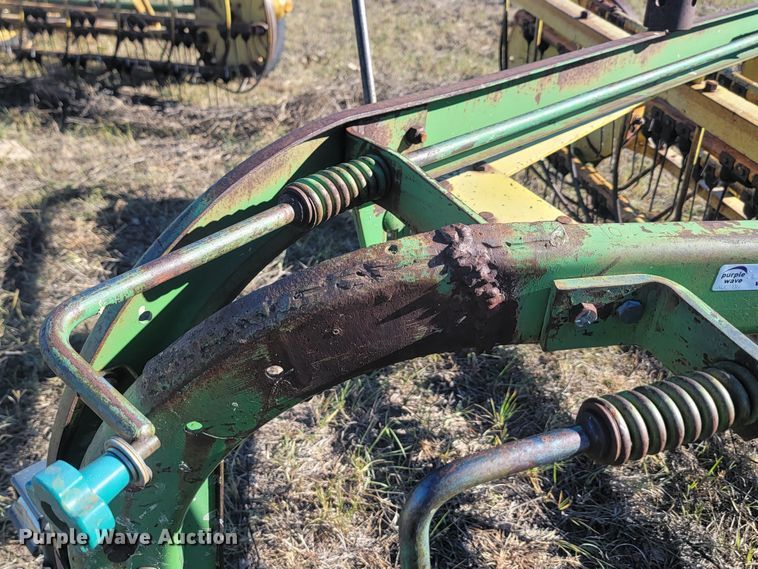 image for item JG9709 (2) John Deere hay rakes