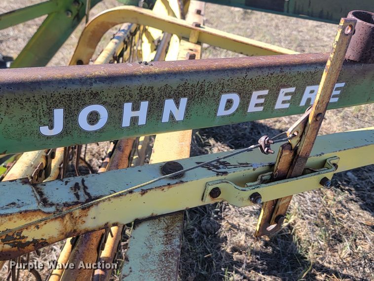 image for item JG9709 (2) John Deere hay rakes