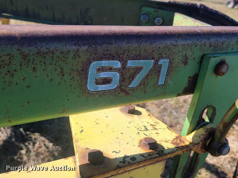 image for item JG9709 (2) John Deere hay rakes