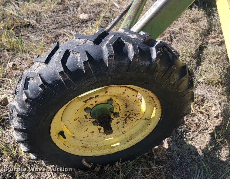 image for item JG9709 (2) John Deere hay rakes