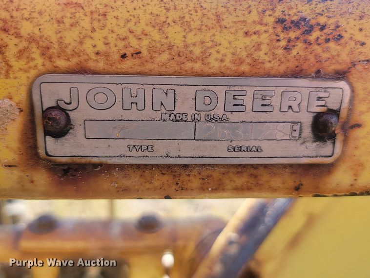 image for item JG9709 (2) John Deere hay rakes