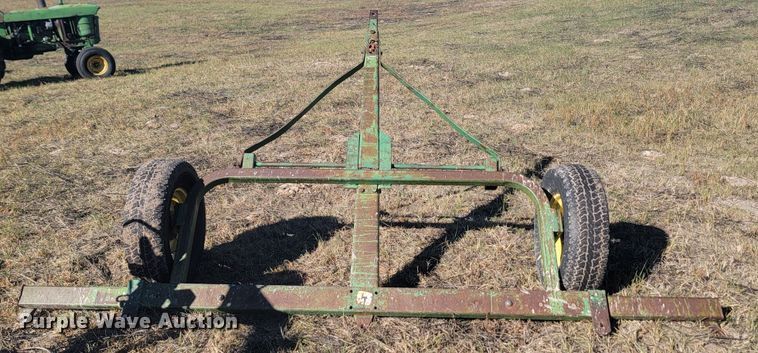 image for item JG9709 (2) John Deere hay rakes