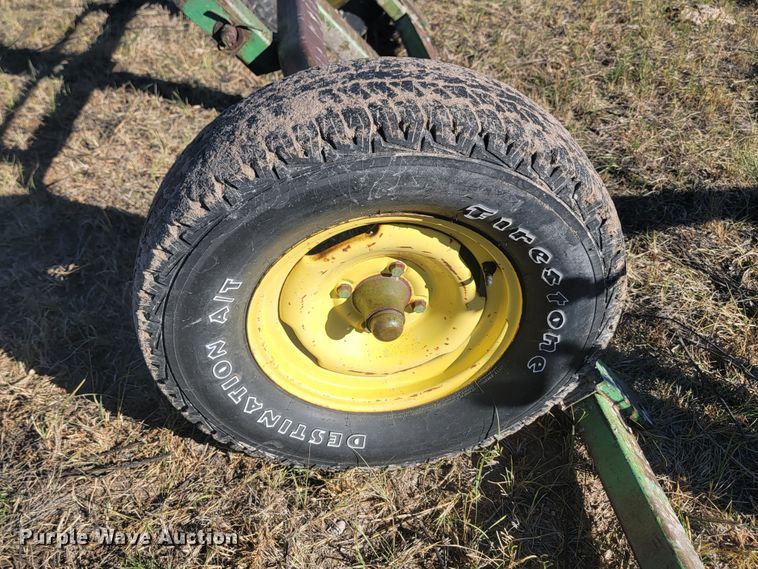 image for item JG9709 (2) John Deere hay rakes