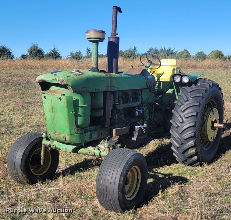 image for item JG9710 1961 John Deere 4010  tractor