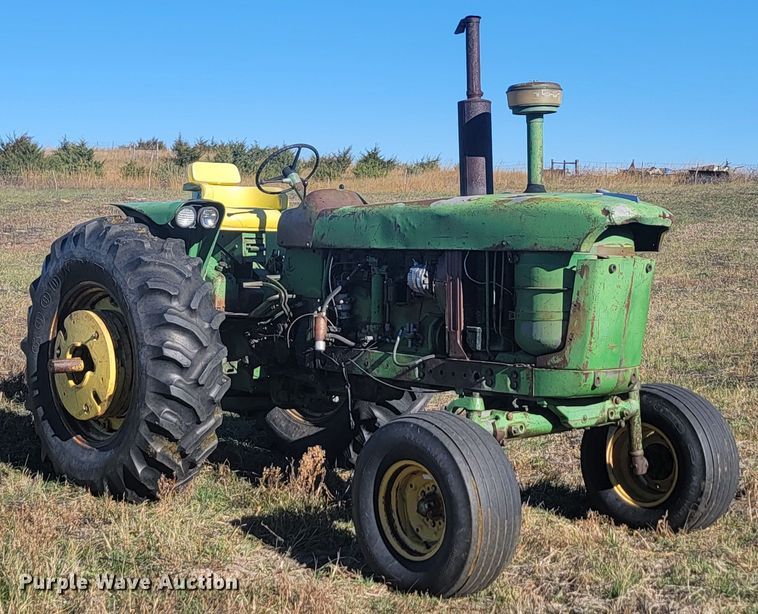 image for item JG9710 1961 John Deere 4010  tractor