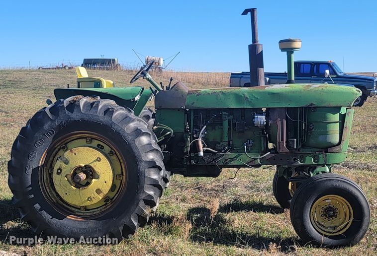 image for item JG9710 1961 John Deere 4010  tractor