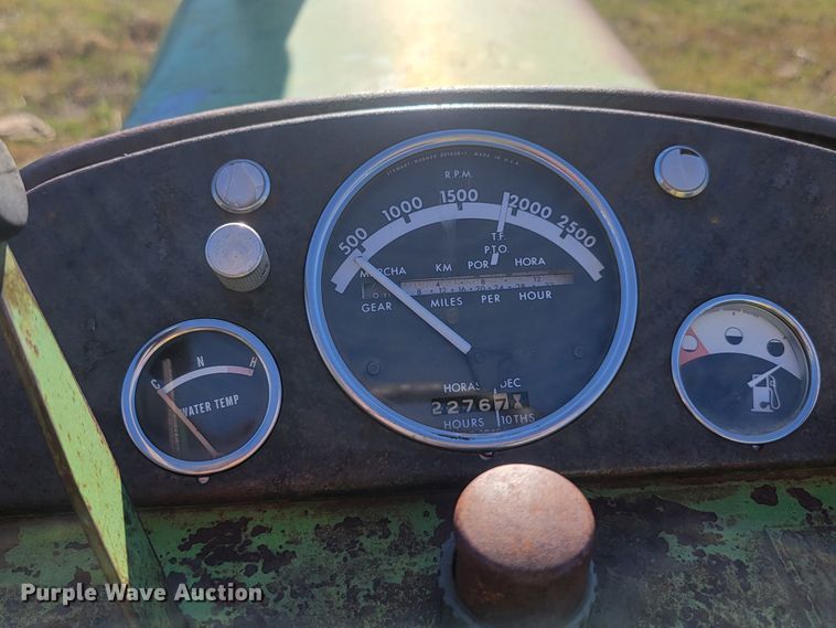 image for item JG9710 1961 John Deere 4010  tractor