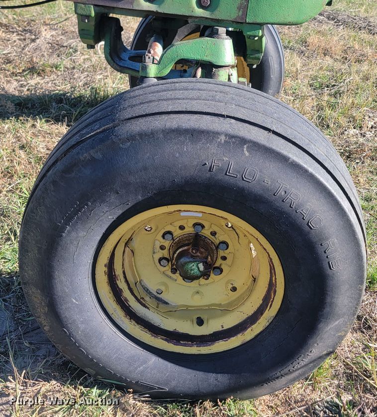 image for item JG9710 1961 John Deere 4010  tractor