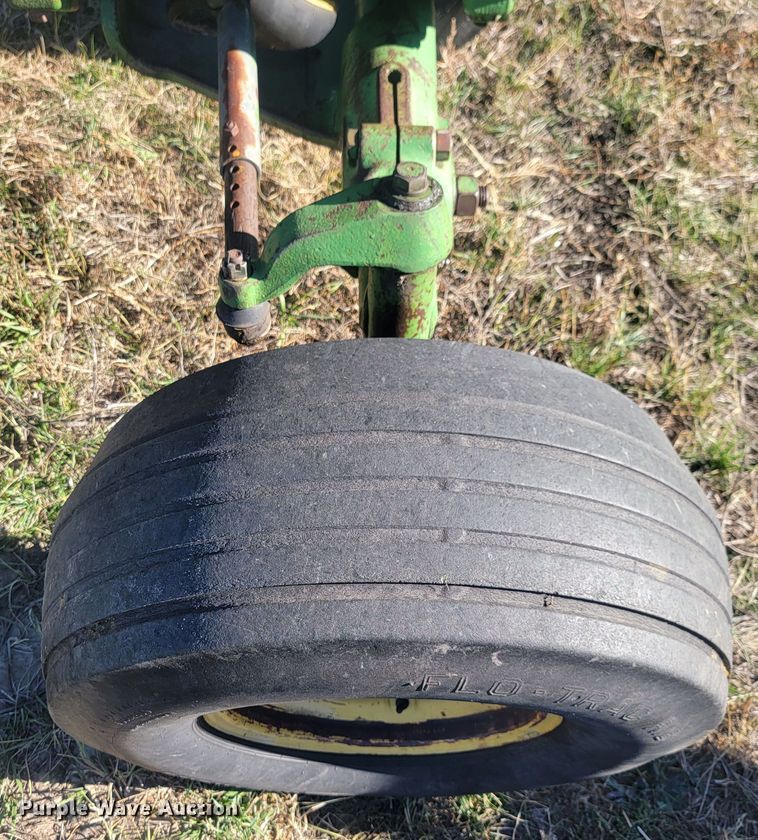 image for item JG9710 1961 John Deere 4010  tractor