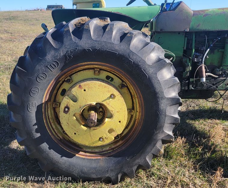 image for item JG9710 1961 John Deere 4010  tractor