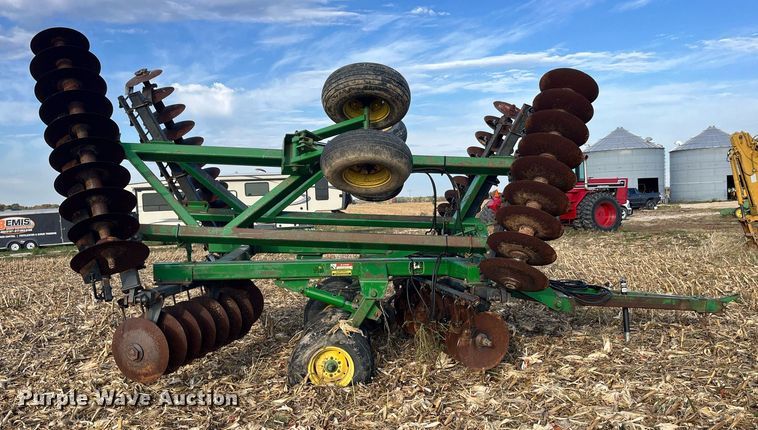 image for item LD9792 John Deere 630  tandem disk